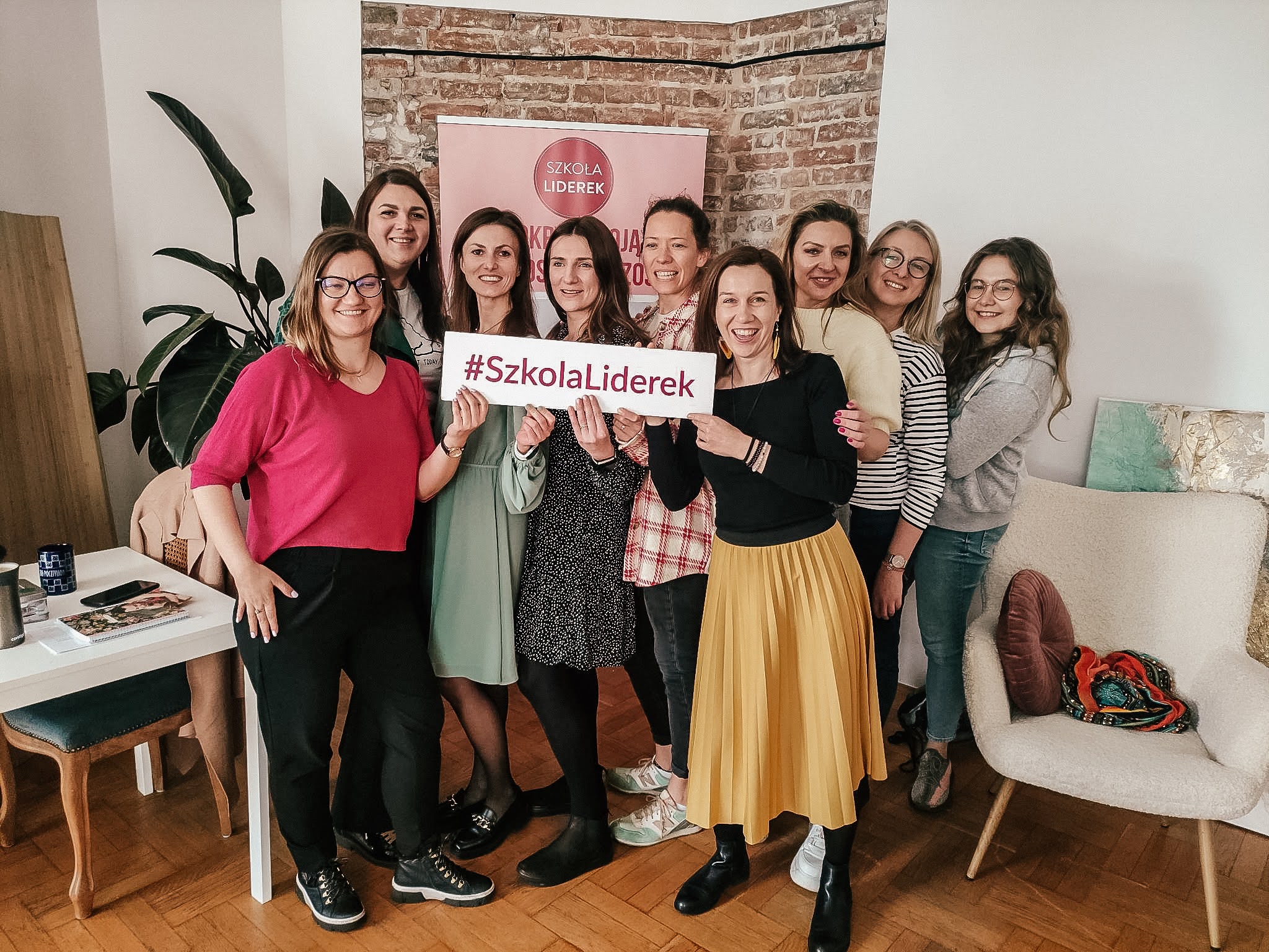 received_587931023074123